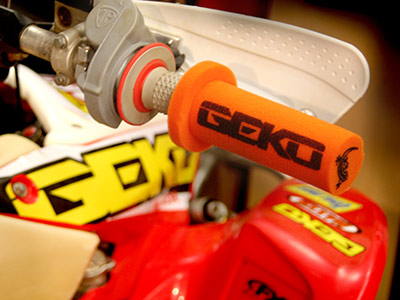 Orange Geko Grips in use