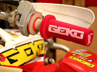 Red Geko Grips in use